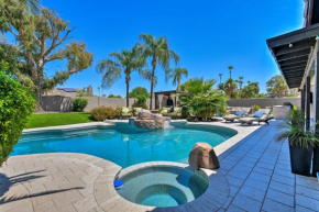 Contemporary Oasis with Outdoor Bar and Pool Table!